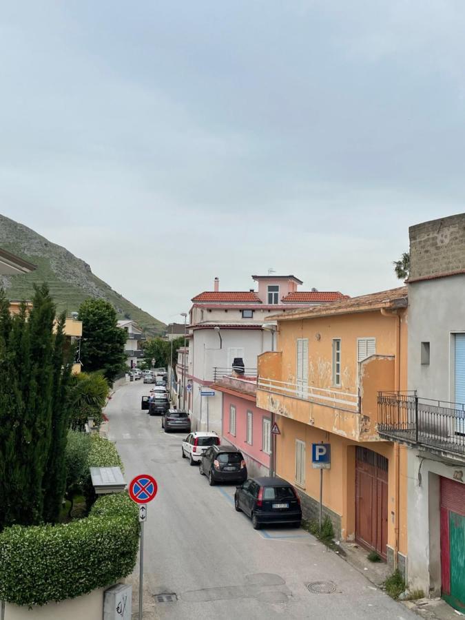Casa San Francesco Apartment Mondragone Exterior photo